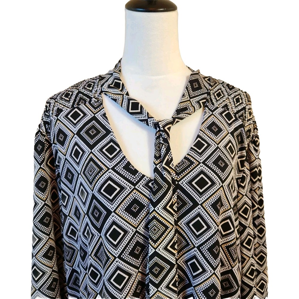 NWT ByDesign Tunic Top Womens Size 3X Black Geo Print Liquid Knit Classic New